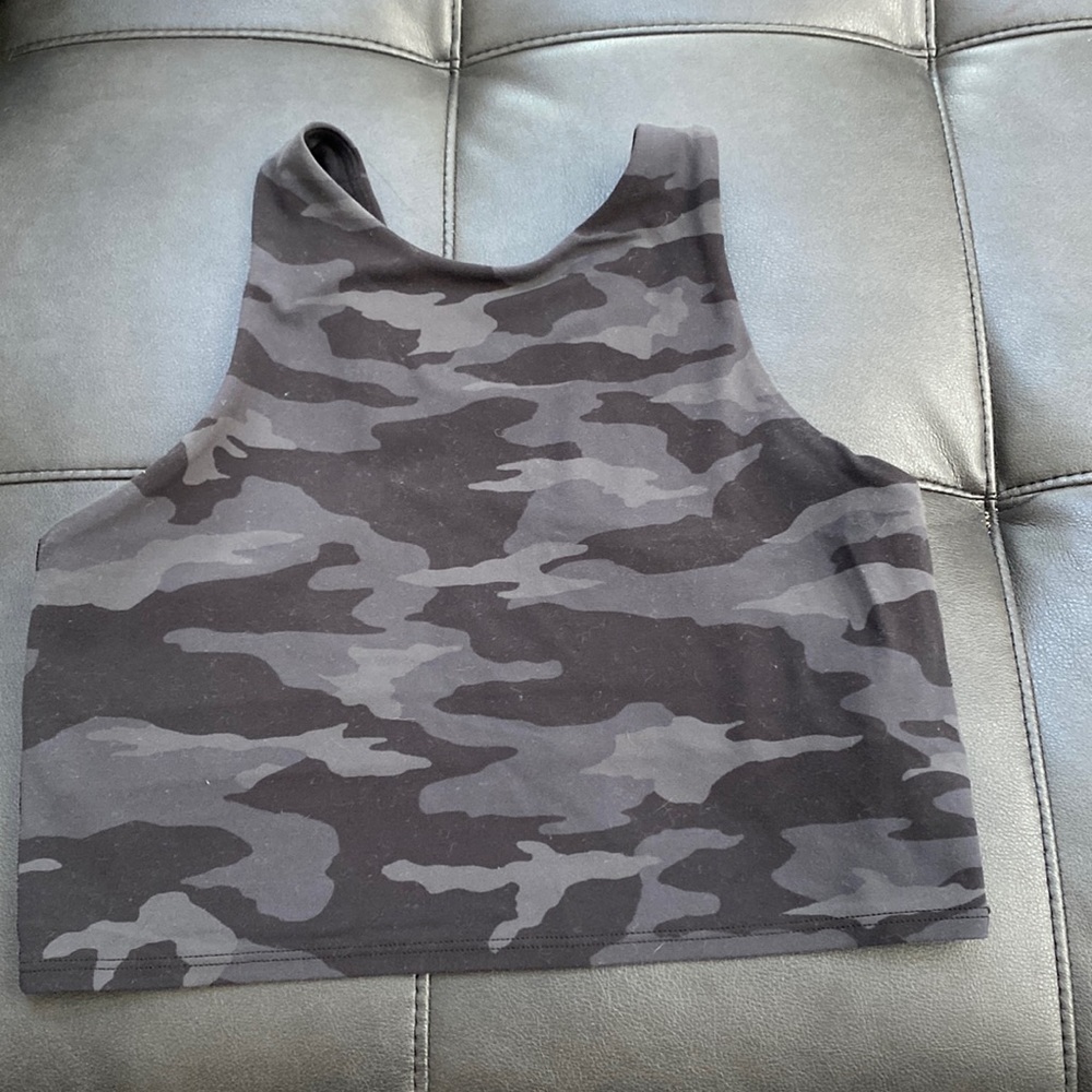 Athleta conscious crop camo